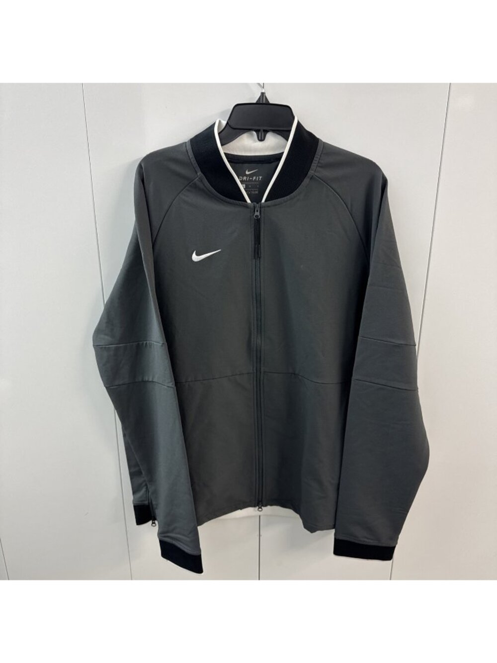 Nike Men Jacket Full Zip Therma Dri-FIT Black Gray Size L AO5854-060